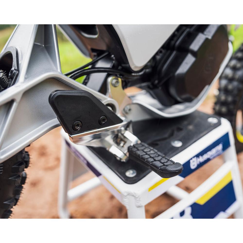 HUSQVARNA EE-2