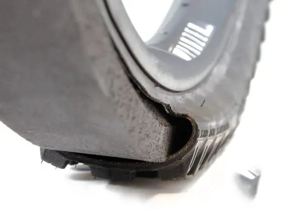 PROTECTOR DE LLANTA XC/LIGHT WEIGHT 37.201