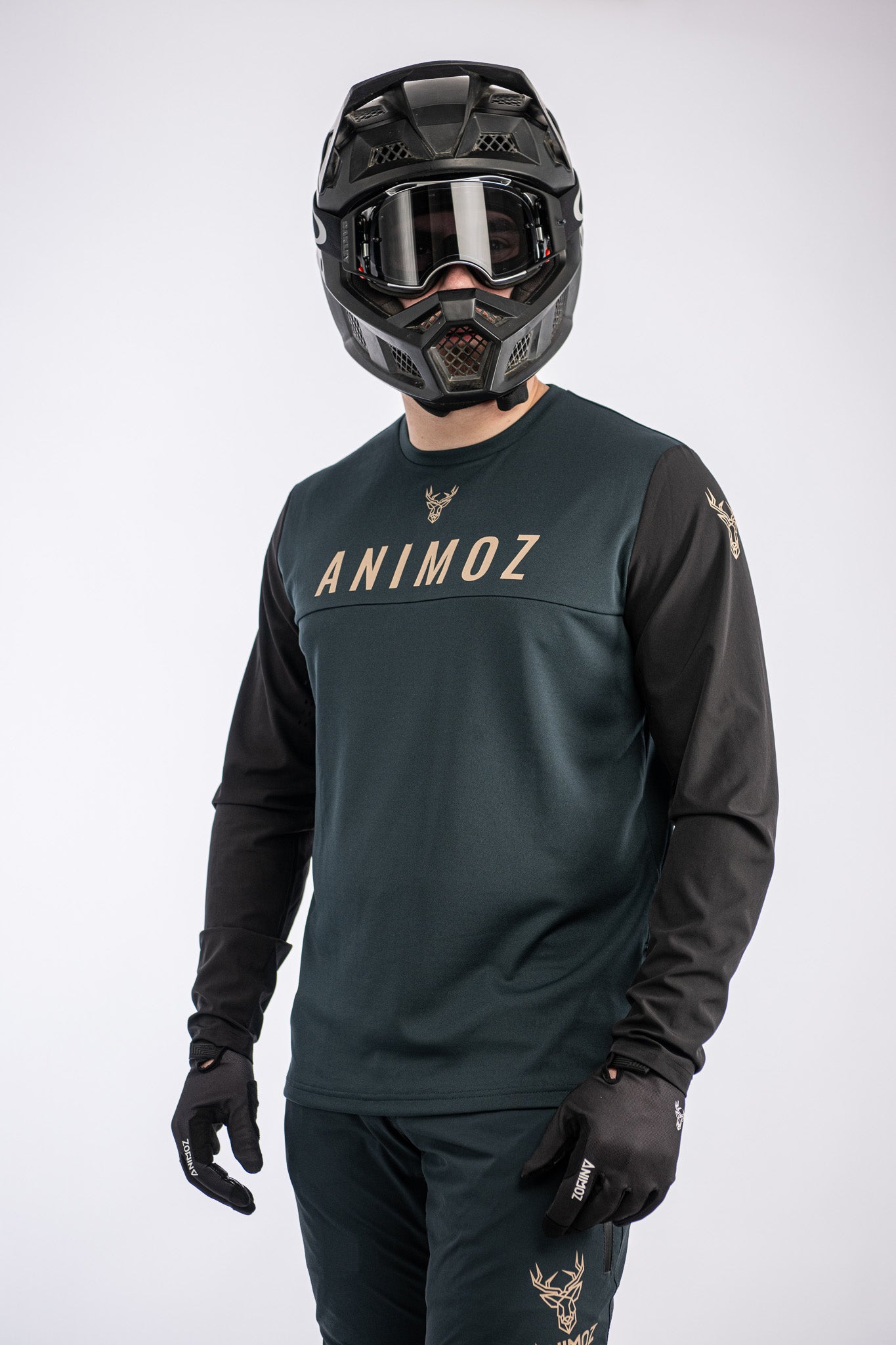 JERSEY MANGA LARGA WILD GRIS OSCURO