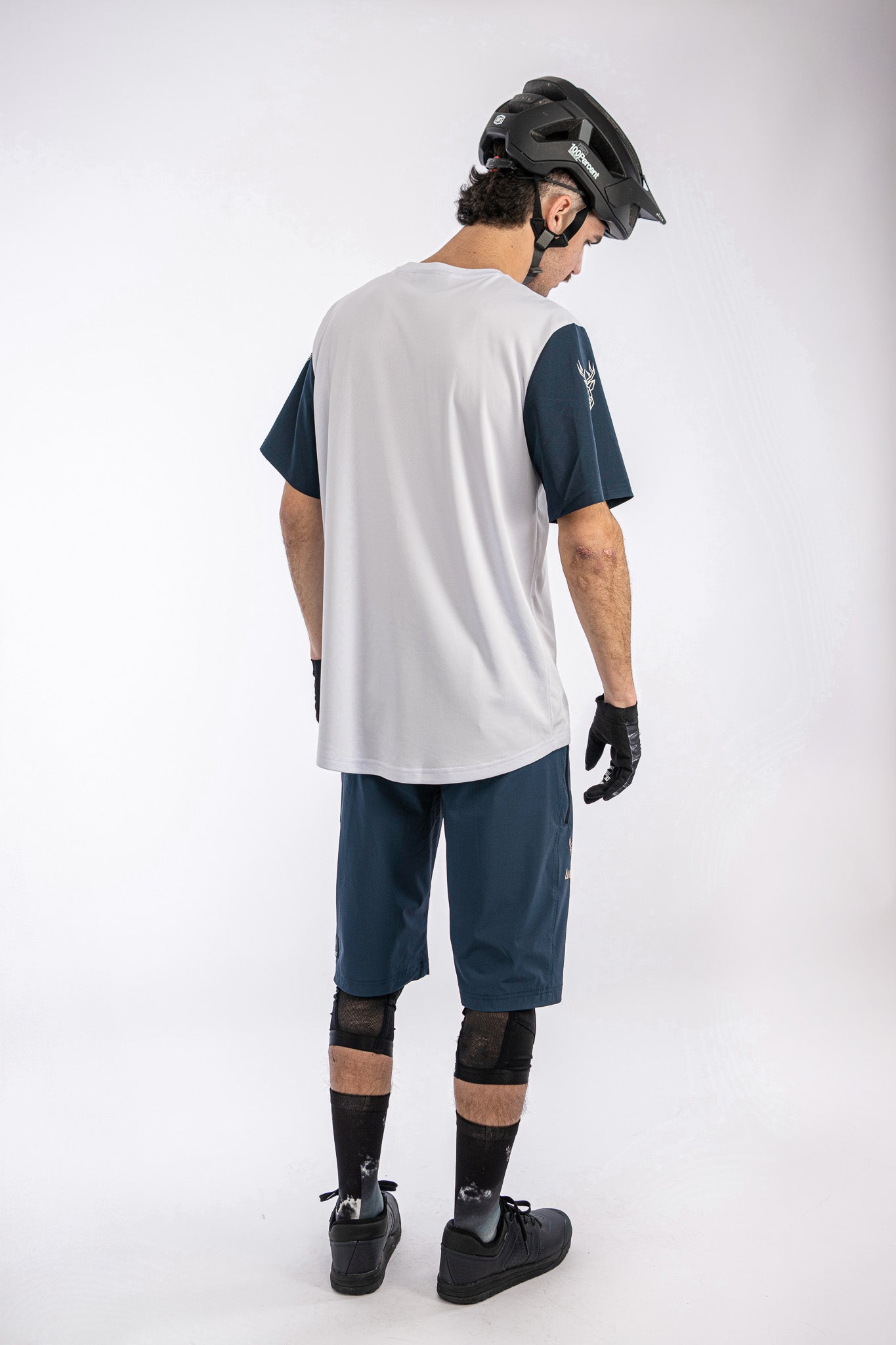 SHORT WILD AZUL MARINO - AVEC PEAU
