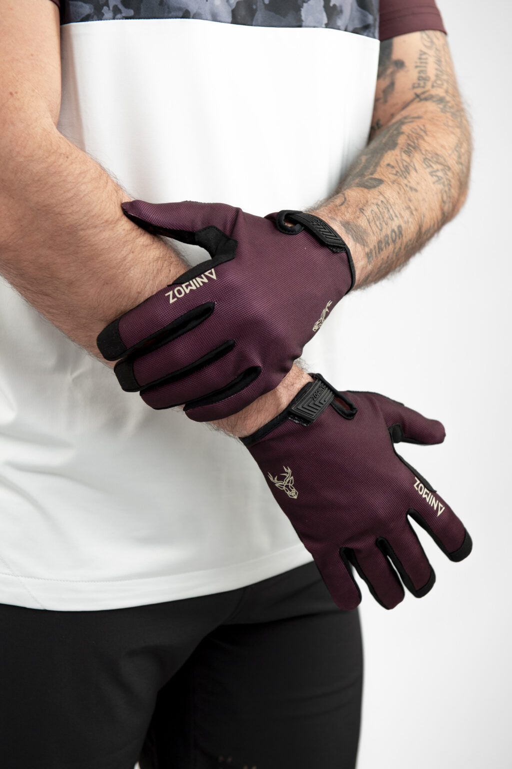 GUANTES BURDEOS WILD