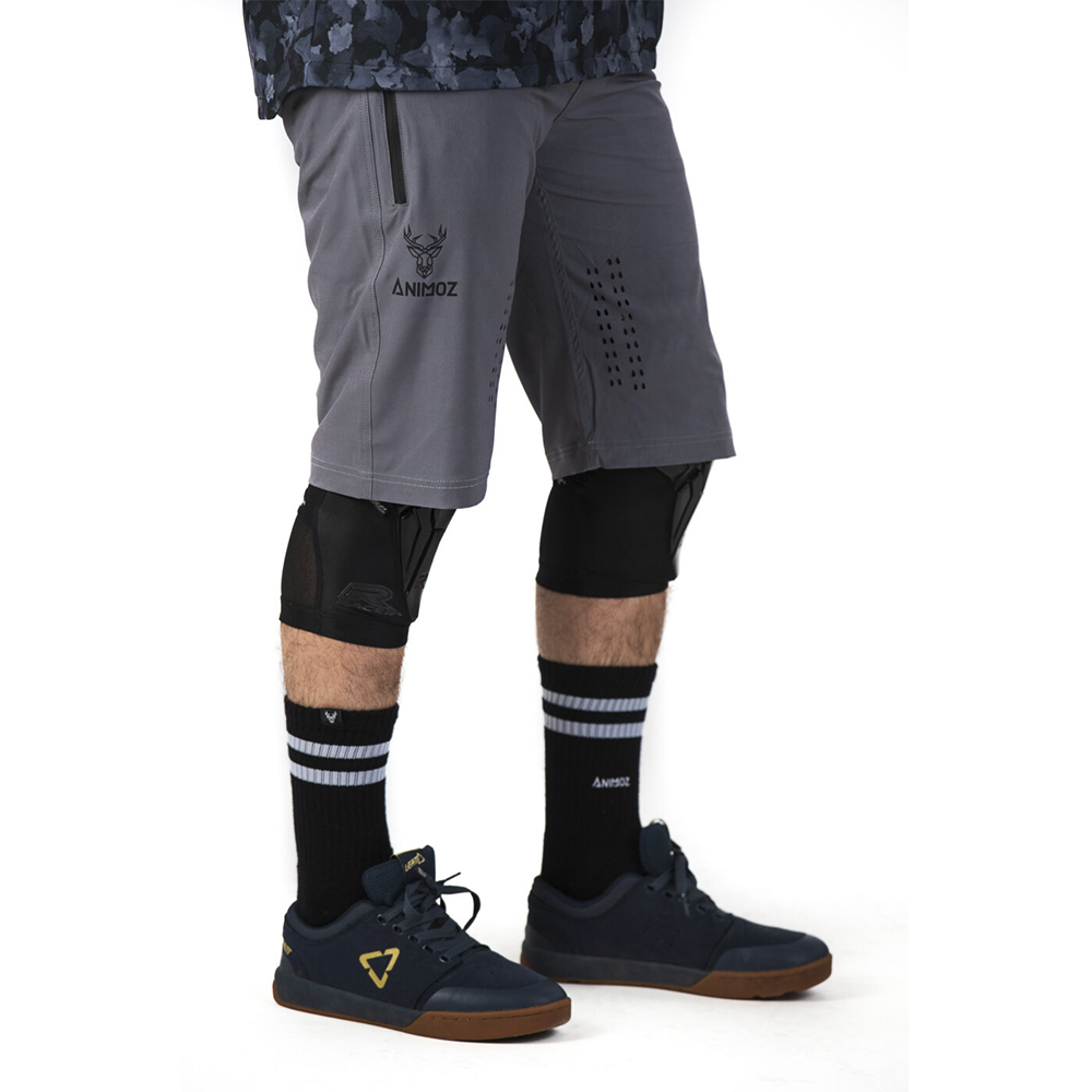 Pantalón Corto Gris