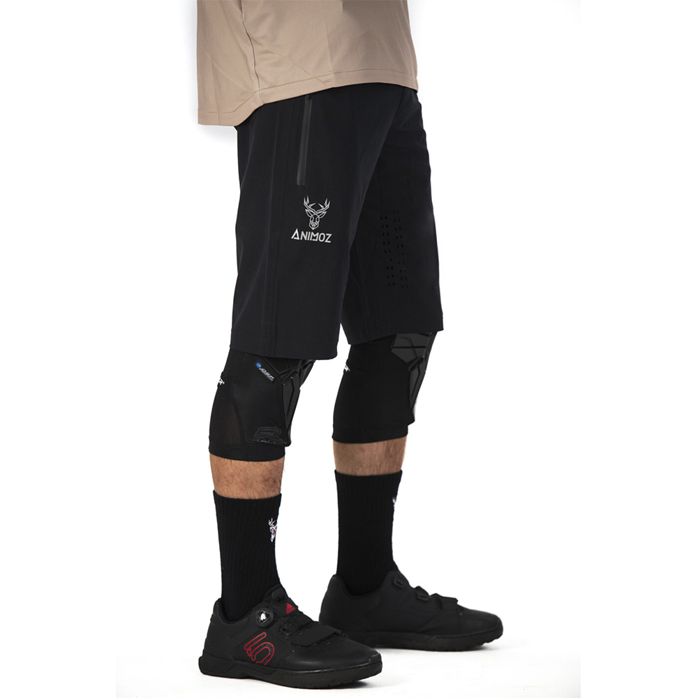 Pantalón Corto Negro