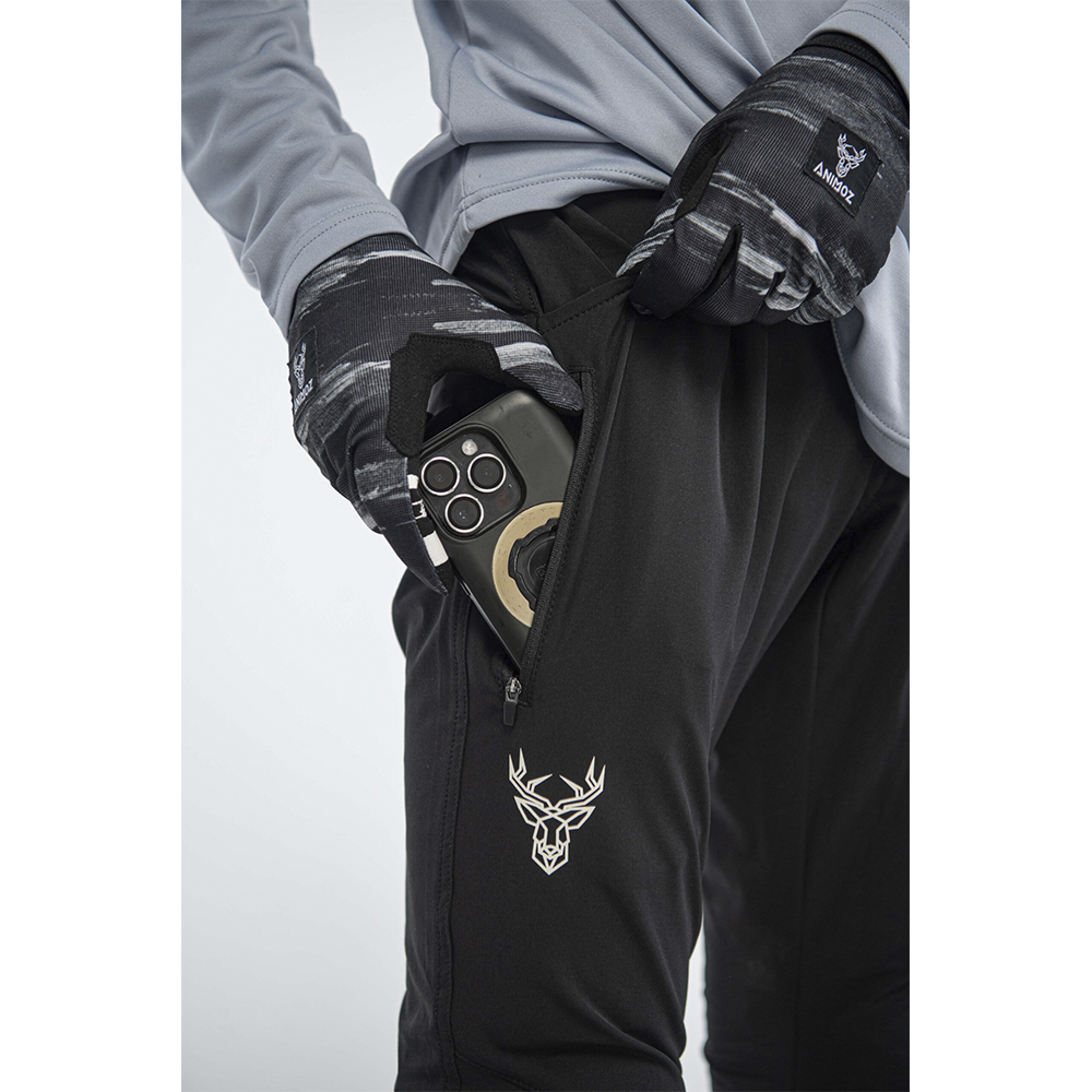 Pantalones Raw Negro