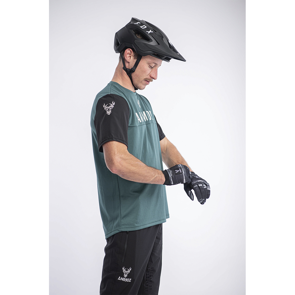 Polera Manga Corta Wild Verde