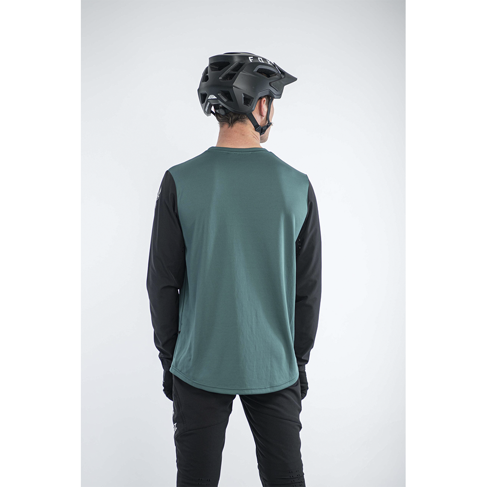 Polera Manga Larga Wilds Verde