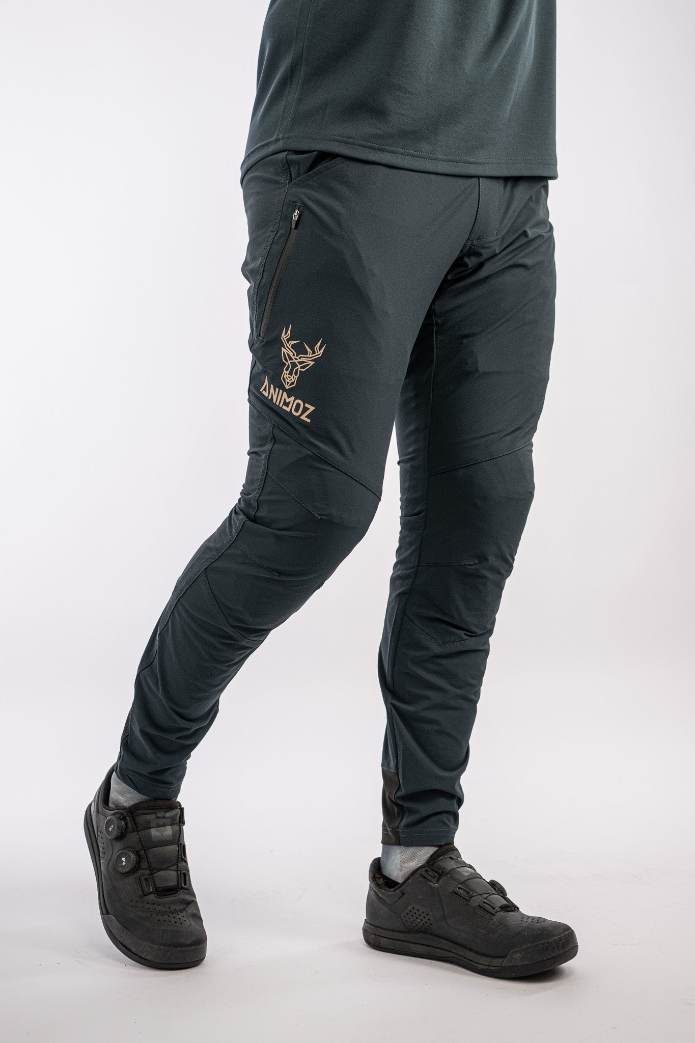 PANTALÓN KID WILD GRIS OSCURO