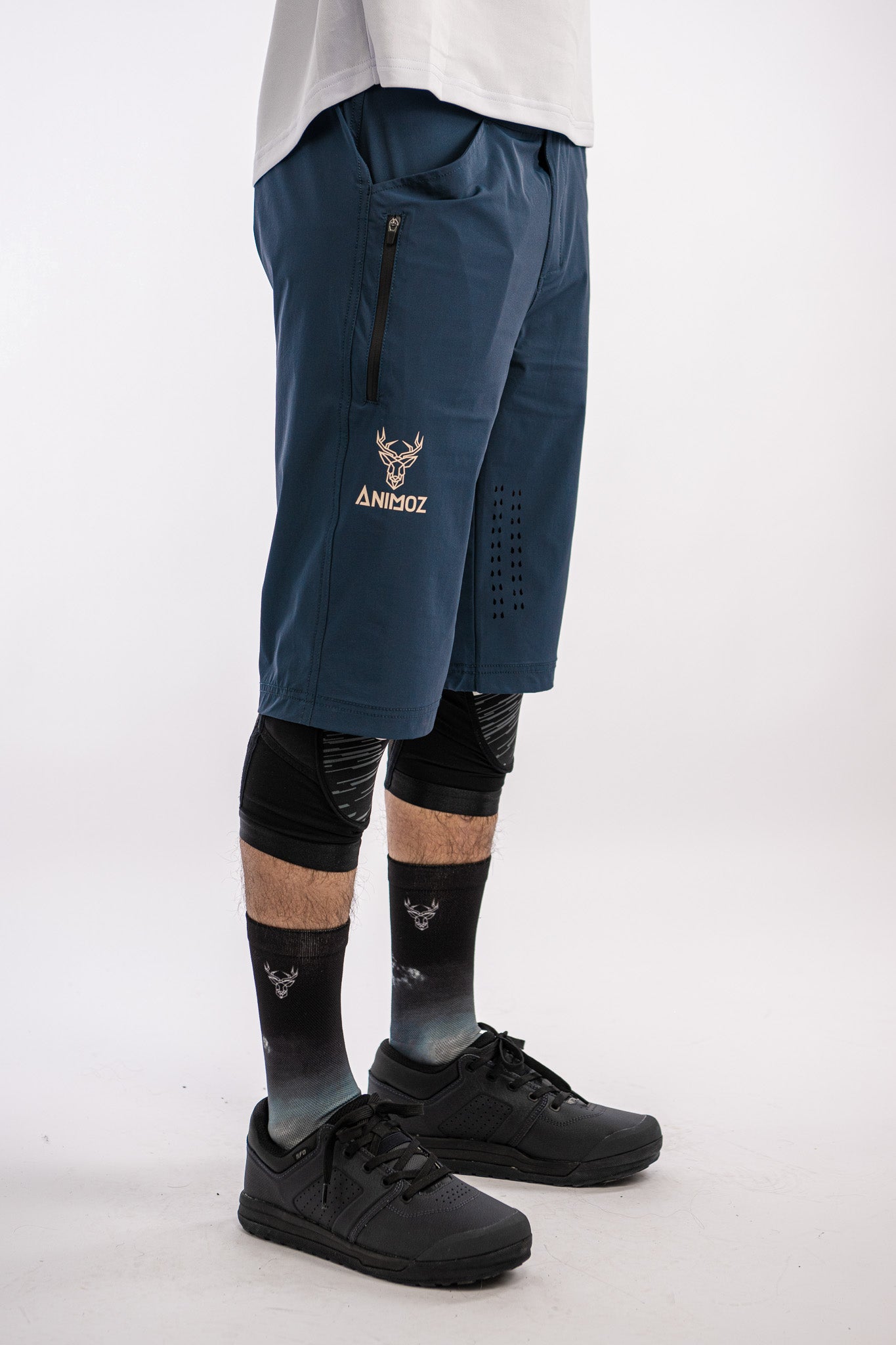 SHORT WILD AZUL MARINO - AVEC PEAU